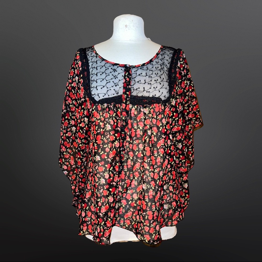 Red black floral sheer lace top medium size casual party night out blouse